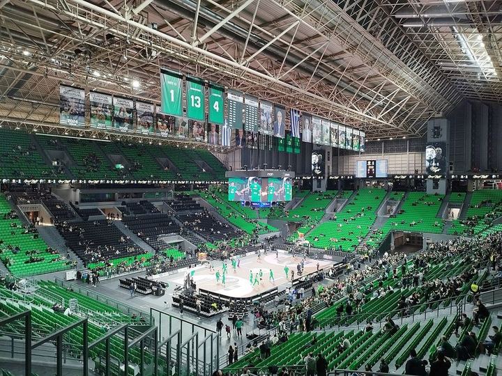 突发！噩耗来袭！比目鱼肌撕裂伤退 无缘卫冕世界杯（封面配图）
